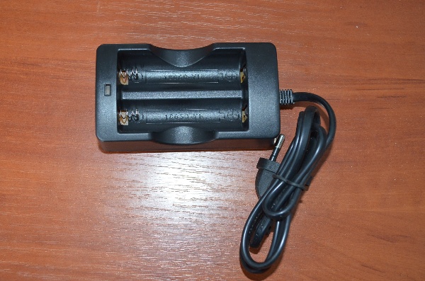 Зарядное устройство 18650 двухканальное
