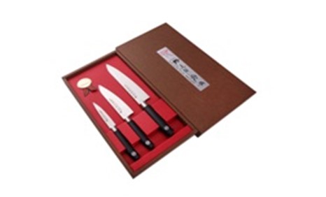 Подарочный набор Satake Swordsmith из 3 ножей в картонной подарочной коробке HG8323