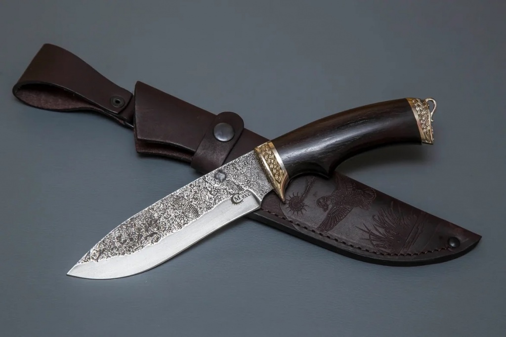 Нож "Скиф" (9 ХС) литье, рукоять из ценных пород