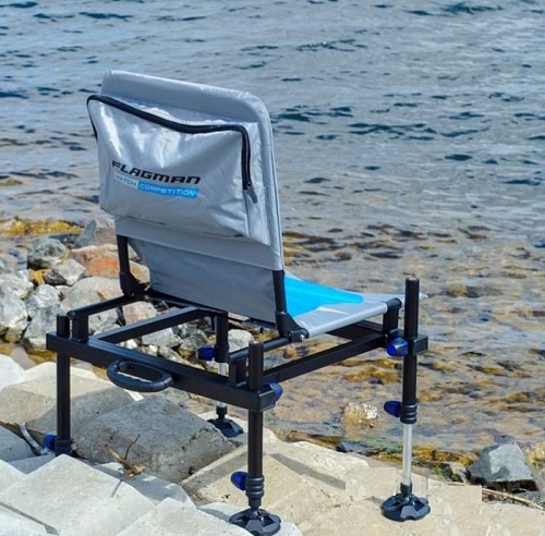Для комфортной рыбалки "налегке" отлично подойдет фидерное кресло Flagman Medium chair весом всего 5кг. с регулируемыми ногами!